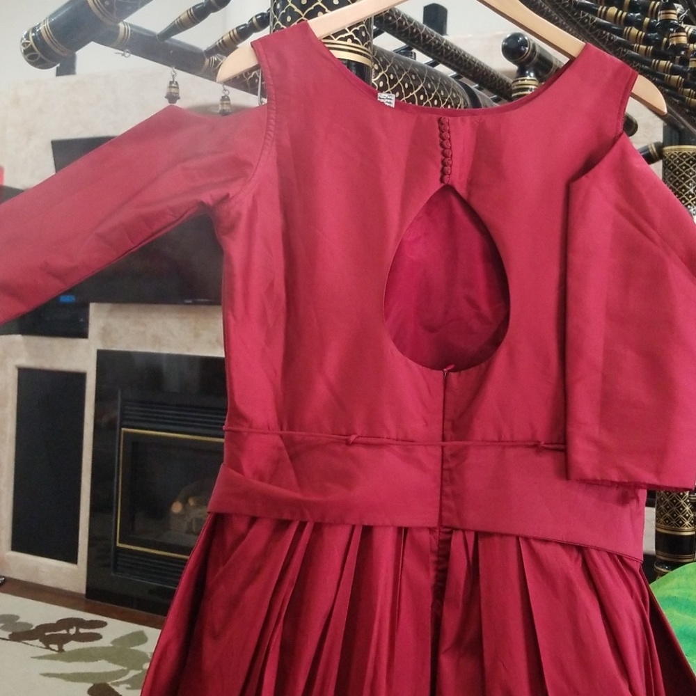 Indian gown!! - Picture 3 of 7